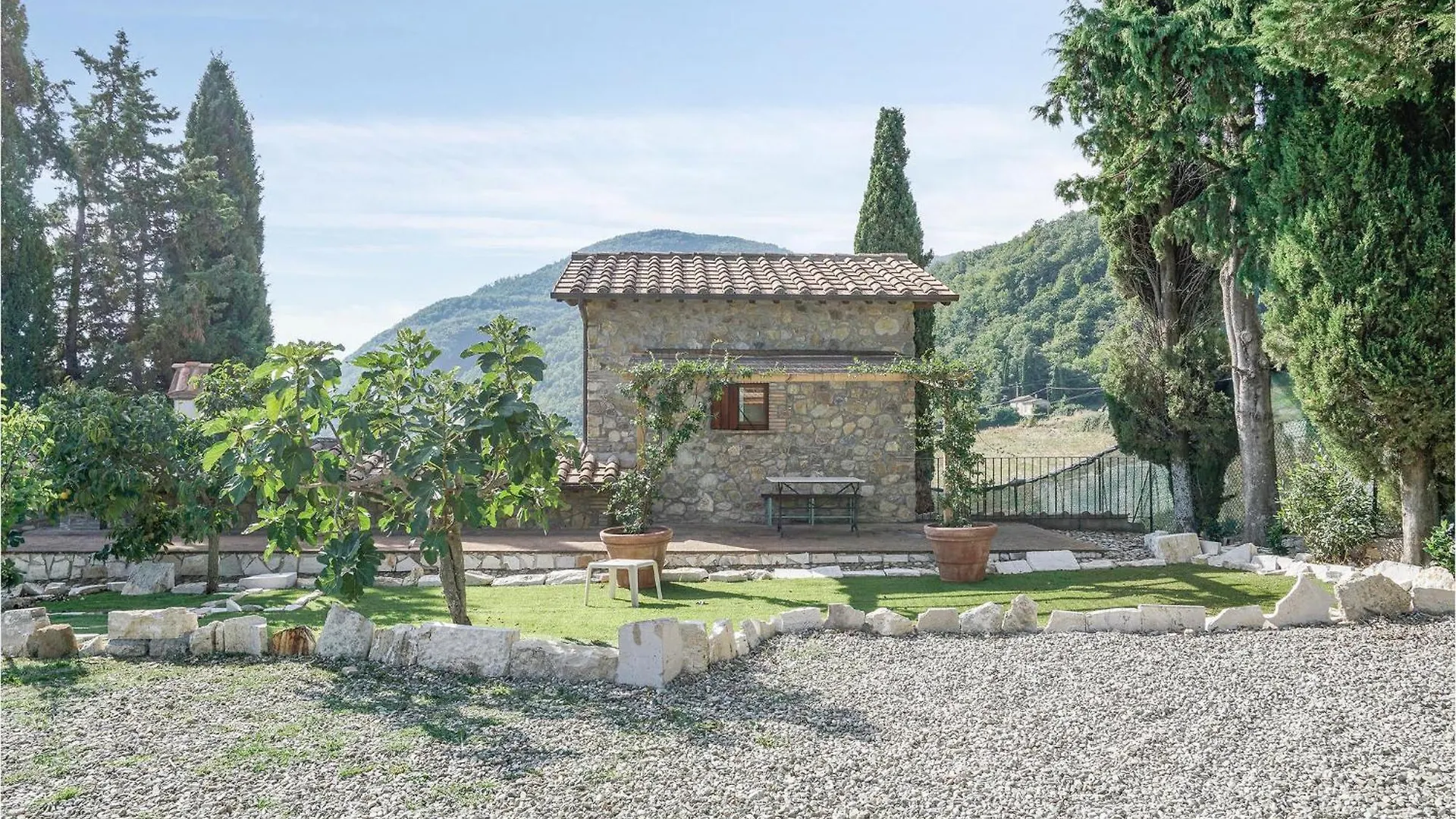 3 Bedroom Nice Home In Campiglia Dorcia Campiglia d'Orcia Holiday home